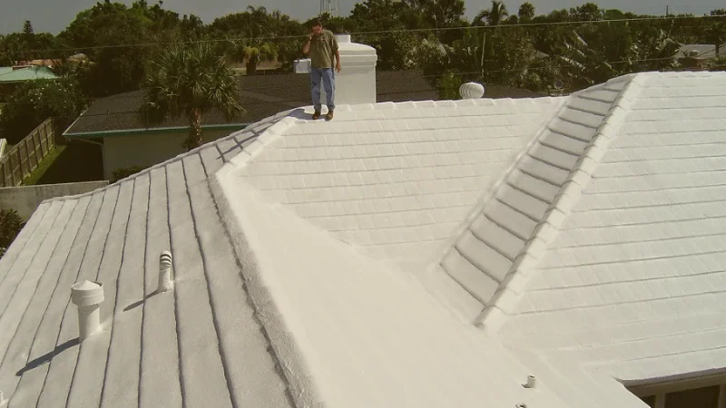 Will Elastomeric Roof Coating Stop Leaks? How Long Does It Last and What’s the Cost